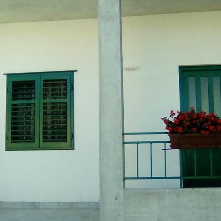 Apartment Nola Podgora Habitación foto